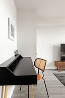 Chic & Cozy Philly Stay in City Center