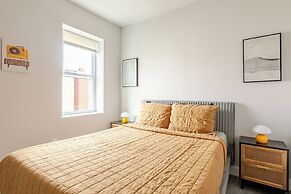 Chic & Cozy Philly Stay in City Center
