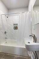 Chic & Cozy Philly Stay in City Center