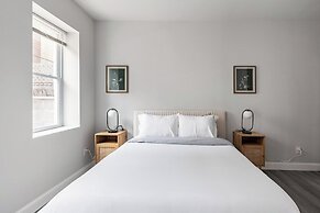 Chic & Cozy Philly Stay in City Center