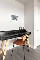 Chic & Cozy Philly Stay in City Center