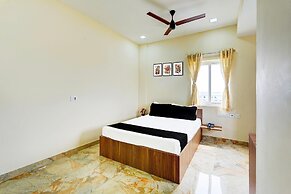 Super Hotel O Radha Residency