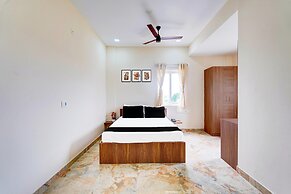 Super Hotel O Radha Residency
