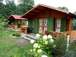 Single-storey Homes by the Lake, Jelen