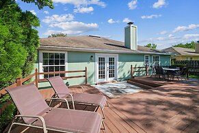 Pondside Perch - Your Waterfront Retreat 3 Bedroom Home