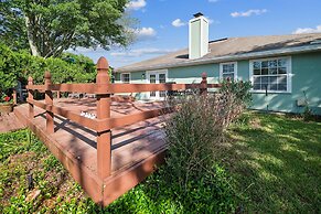 Pondside Perch - Your Waterfront Retreat 3 Bedroom Home