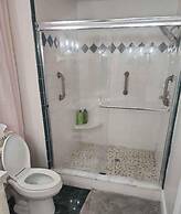 Pondside Perch - Your Waterfront Retreat 3 Bedroom Home