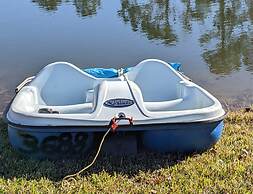 Pondside Perch - Your Waterfront Retreat 3 Bedroom Home