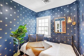 Old Town Perfection With Fire Pit 4 Bedroom Townhouse