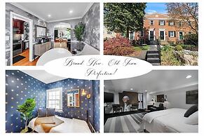 Old Town Perfection With Fire Pit 4 Bedroom Townhouse