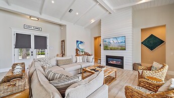 Dream Island 8 Bedroom Home