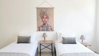 Phaedrus Living Ledras Residences 105