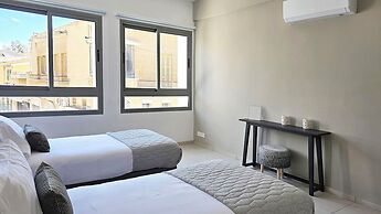 Phaedrus Living Ledras Residences 105