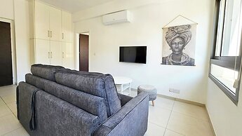 Phaedrus Living Ledras Residences 105