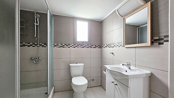 Phaedrus Living Ledras Residences 105