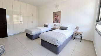 Phaedrus Living Ledras Residences 105