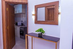 TM Luxe Stays Apartment