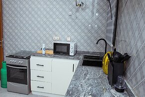 TM Luxe Stays Apartment