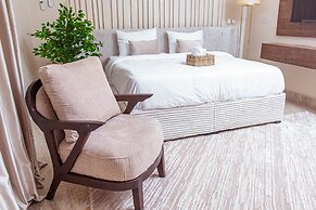 TM Luxe Stays Apartment