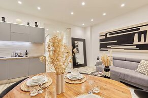 Superb Apartment Invalides St Germain des Pres