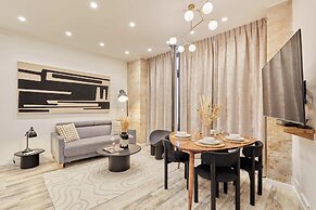 Superb Apartment Invalides St Germain des Pres