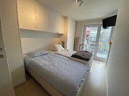 Sea View Stay for 6 Guests