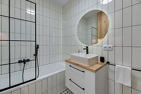 Horizon 162 - SeaView by GrandApartments