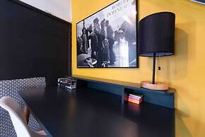 1918 Duplex with Character City Center