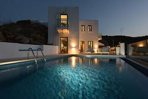 65 Stairs to Heaven Private Pool