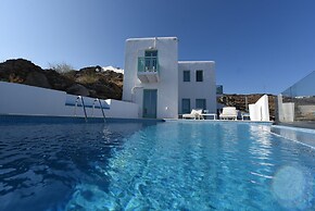 65 Stairs to Heaven Private Pool
