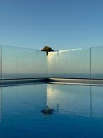 65 Stairs to Heaven Private Pool