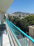 Modern Apartment - 3br- 6P - Palm Beah