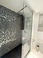Modern Apartment - 3br- 6P - Palm Beah