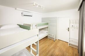 Jimmys Apartments XXL