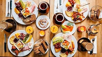 The seven wonders 85