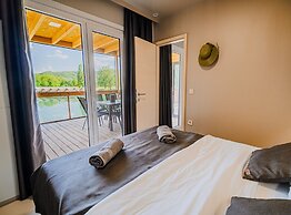 Lakeside Luxury Retreat Mobile Homes With Thermal Riviera Tickets