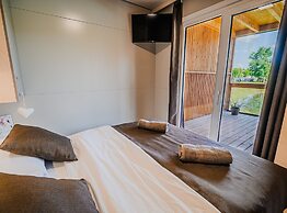 Lakeside Luxury Retreat Mobile Homes With Thermal Riviera Tickets