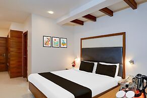 Super Townhouse Arcot Road