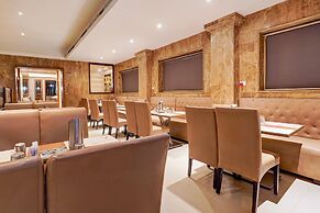 Super Townhouse Arcot Road