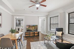 3BR Vibrant Apartment in Hyde Park