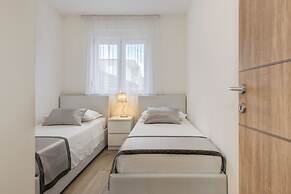 Villa Aurora Mare - Kaštel Novi