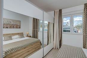 Villa Aurora Mare - Kaštel Novi