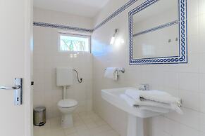 Bo Boutique Hotel & Hairshop