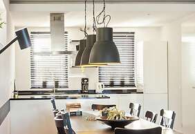 Waterfront Holiday Home With Terrace & Views