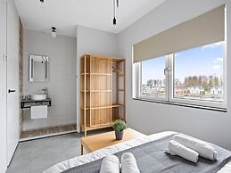 Waterfront Holiday Home With Terrace & Views