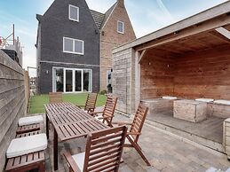 Waterfront Holiday Home With Terrace & Views