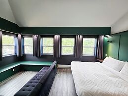 Copper Rose Retreat B&B