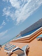 Antonio's Miramar Hotel