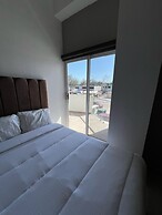 Antonio's Miramar Hotel