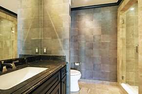 Luxury 5BR Penthouse Residence at The Ritz-carlton Club Vail